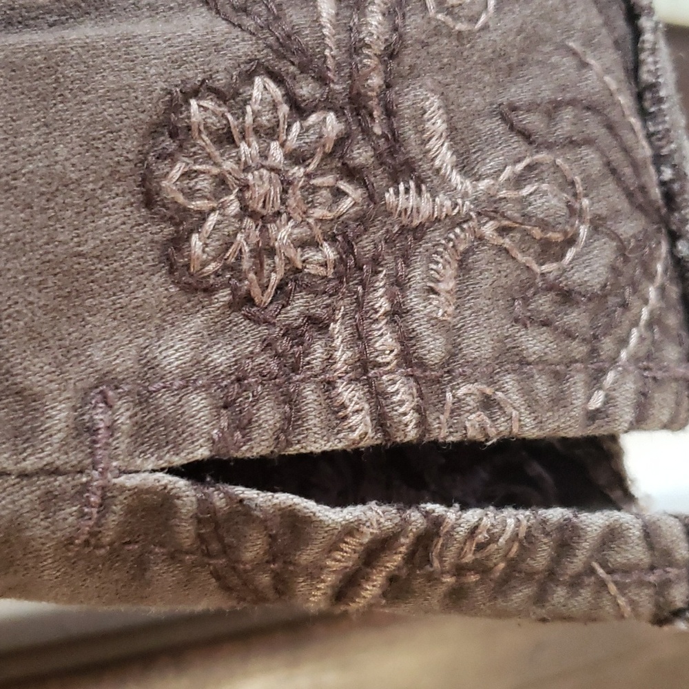 Gloria Vanderbilt capri pants - Picture 2 of 7